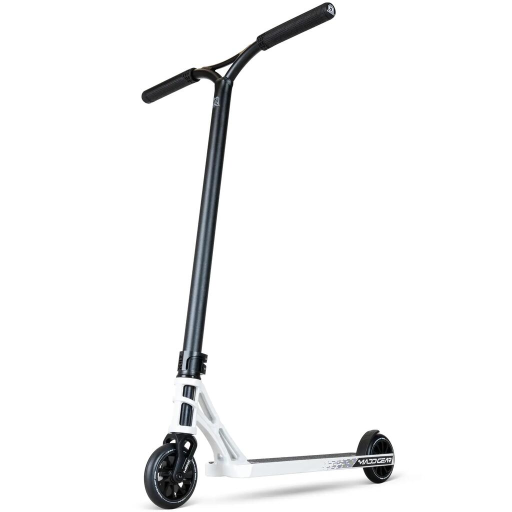 Freestyle Scooter  MGX 500  White Pearl
