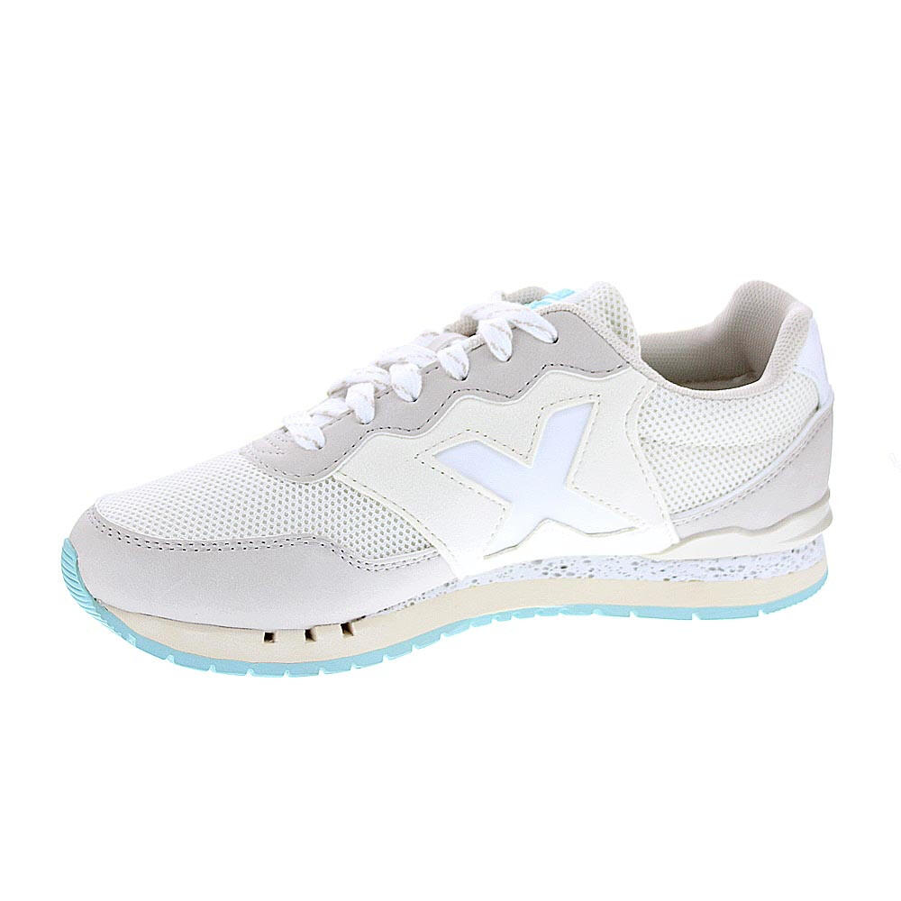 Baskets Munich Modèle Dash Woman Couleur Beige 2/5