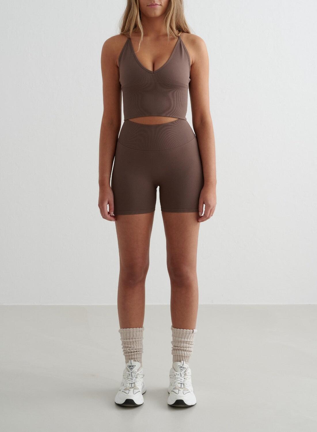 Damskie szorty wysoki stan, squat proof, invisible scrunch Shape Seamless brąz
