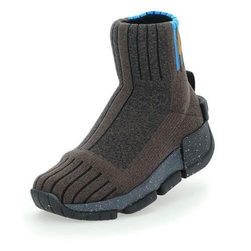 UYN x Urquiola Urban Black 2/5