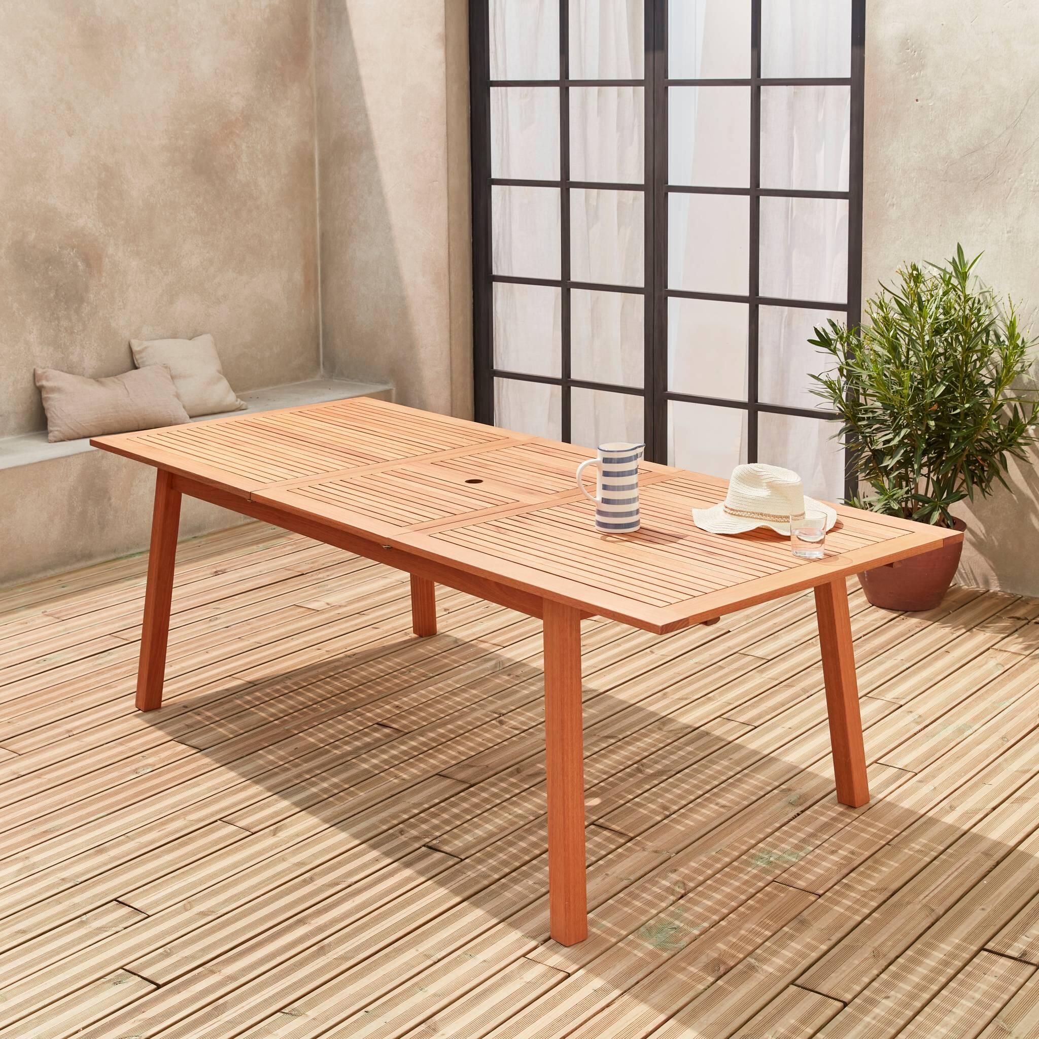Mesa de jardim em madeira com capacidade 8 a 10 pessoas, Madeira 3/6