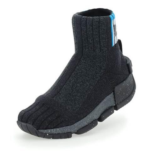 UYN x Urquiola Urban Black 2/5