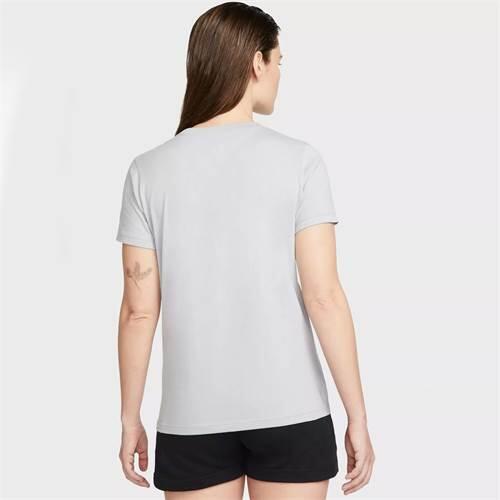 T-shirt universel femmes Nike W Nsw Tee Ss Vday 2/4