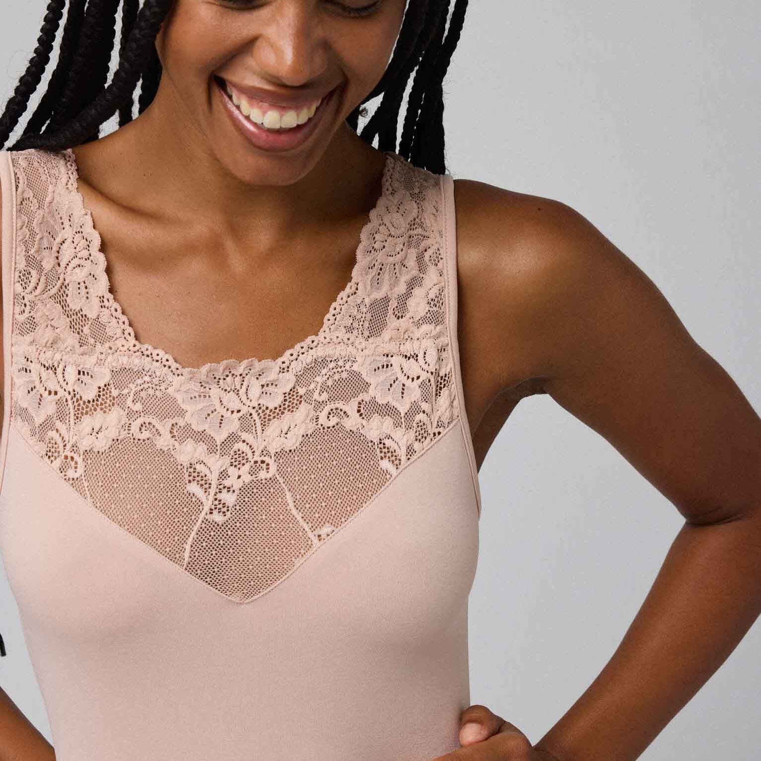 Camiseta térmica sin mangas de Mujer YSABEL MORA con encaje en el