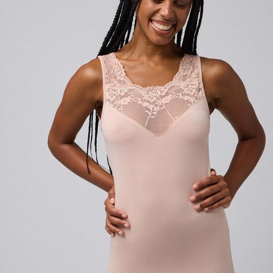 Camiseta térmica sin mangas de Mujer YSABEL MORA con encaje en el escote