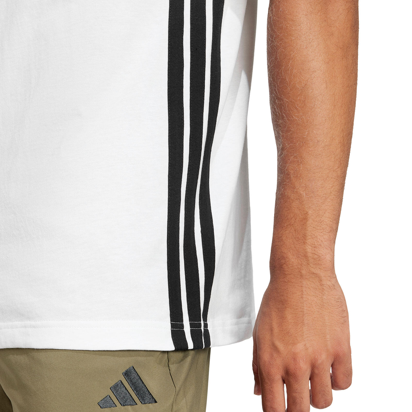 Maglia a maniche corte Adidas modello JE6388 per uomini 4/9