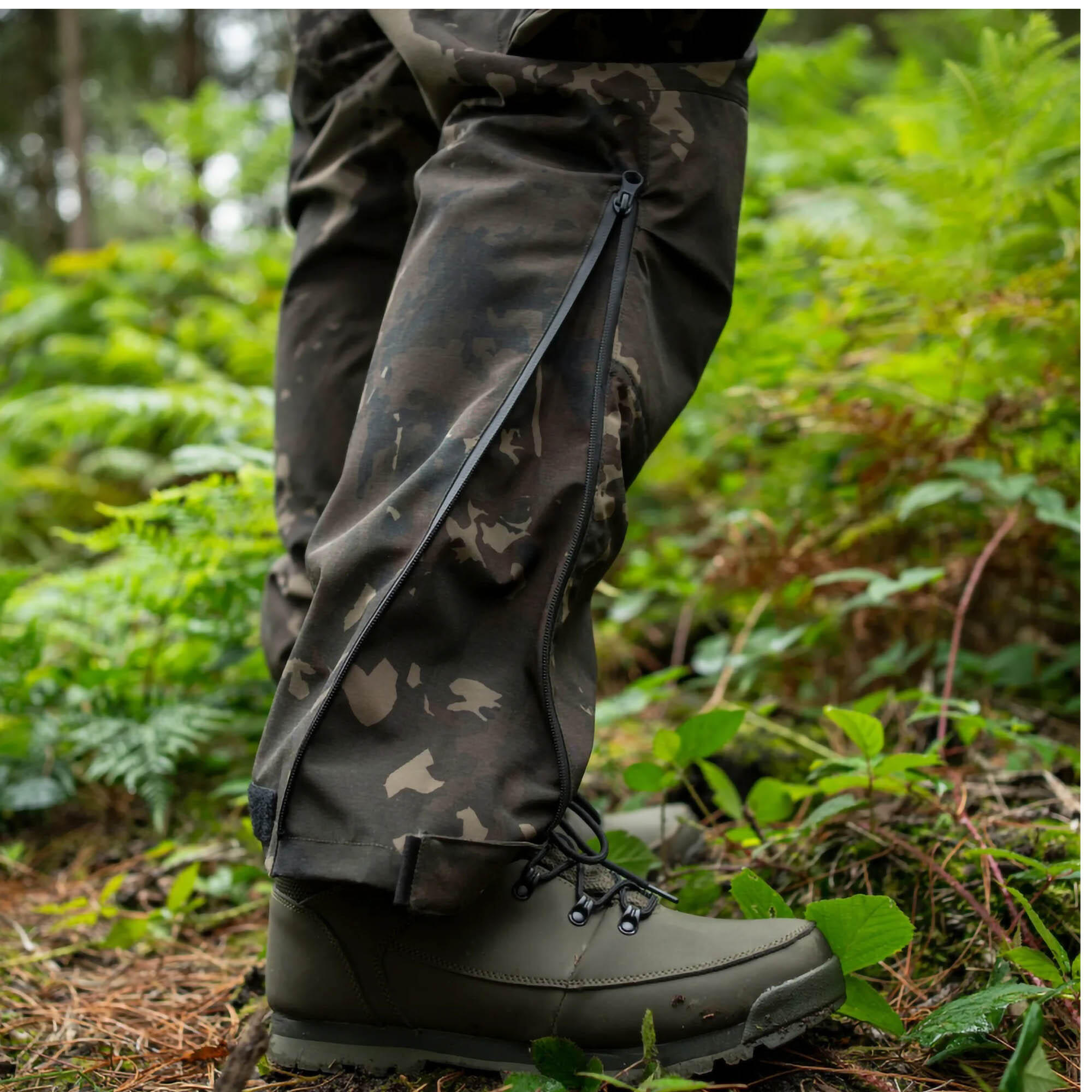 Nash Zero Tolerance Helluva Waterproof Trousers Unisex (Camouflage) Größe 3 5/7
