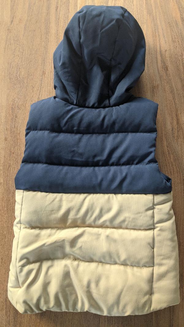 Tussen Particulieren - Bodywarmer met kap beige marine 5-6 jaar 2/6