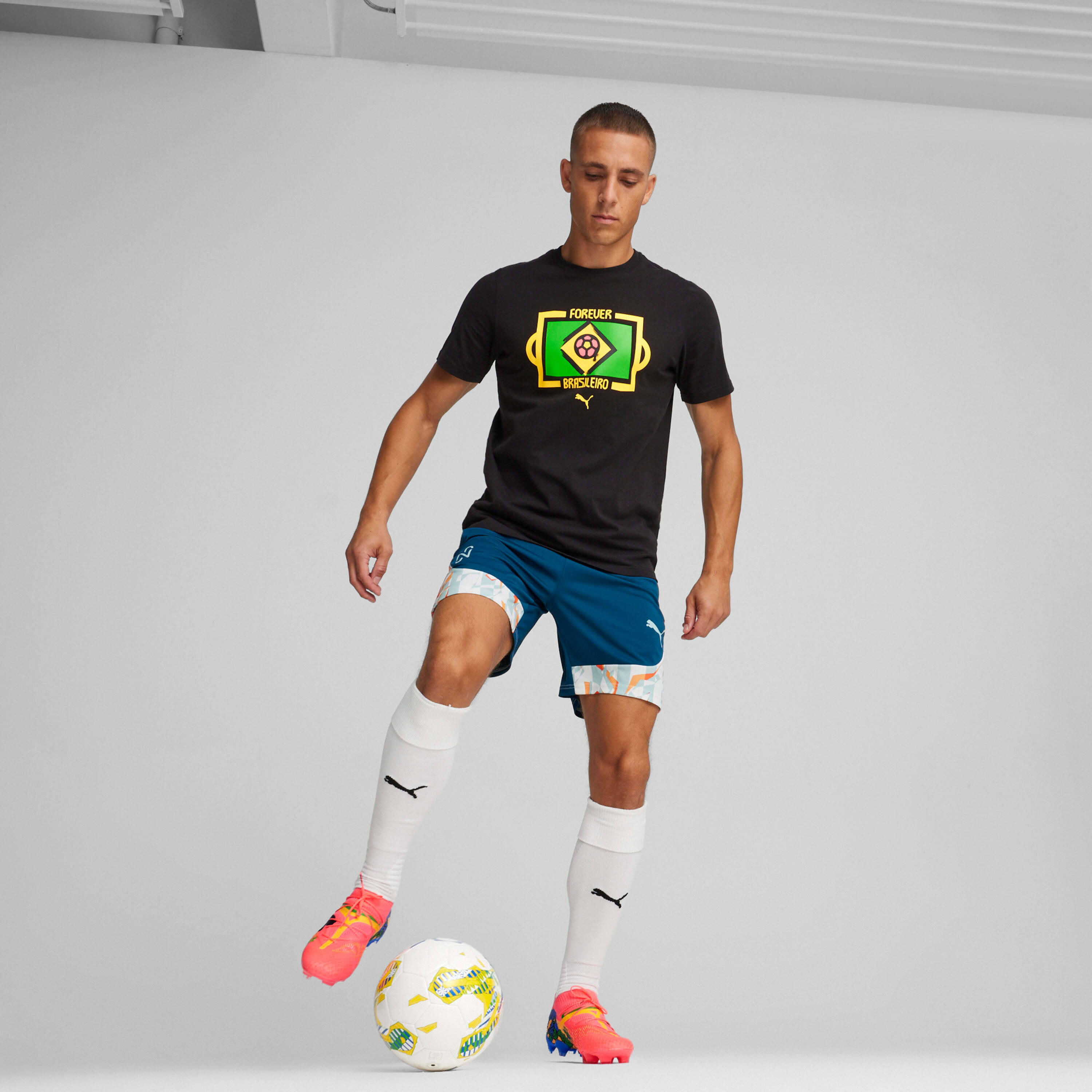 Buty piłkarskie Puma Future 7 Ultimate NJR FG/AG 4/7