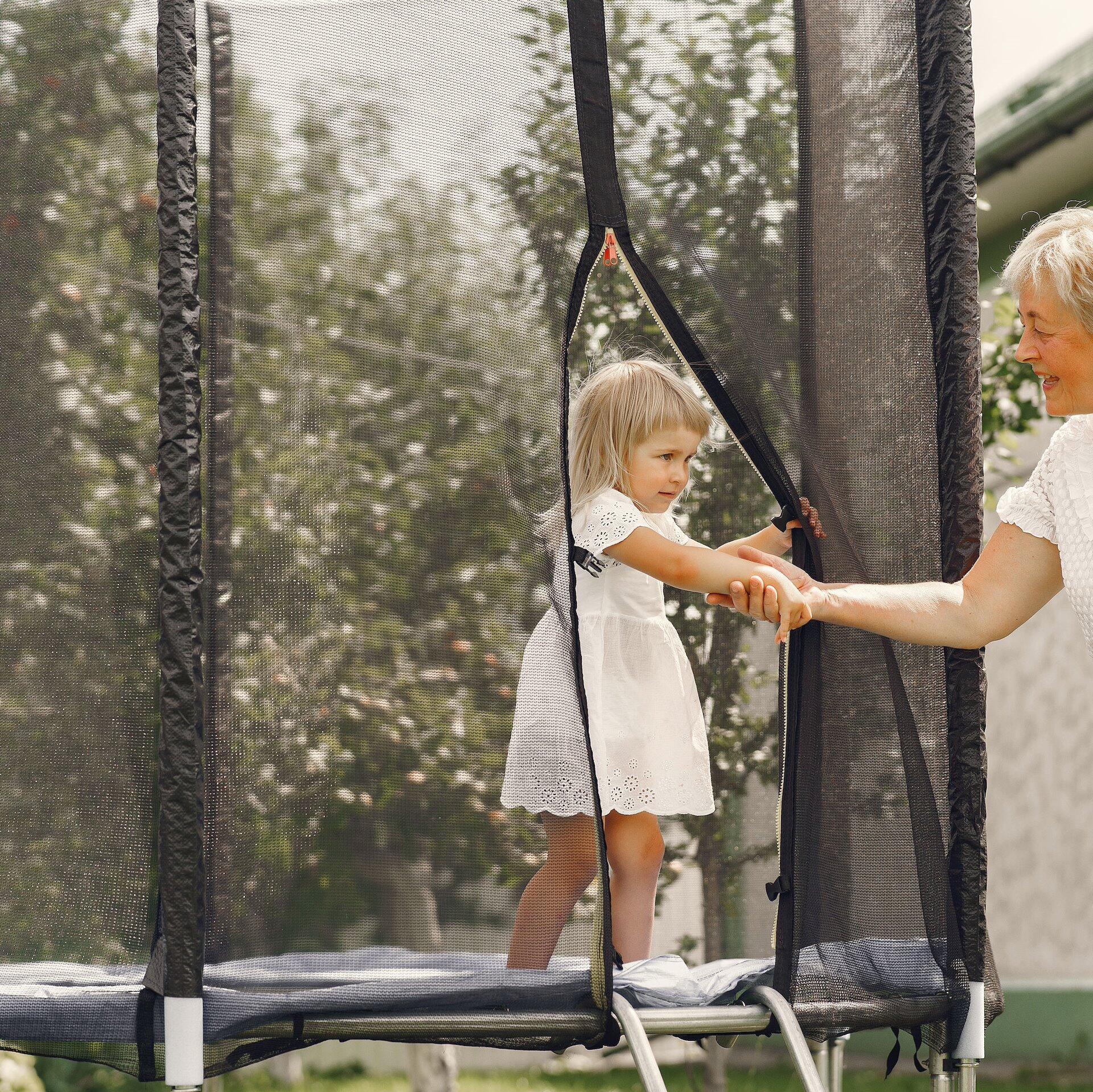 Siatka do trampoliny zewnętrzna Springos 10FT 305 cm 8 słupków