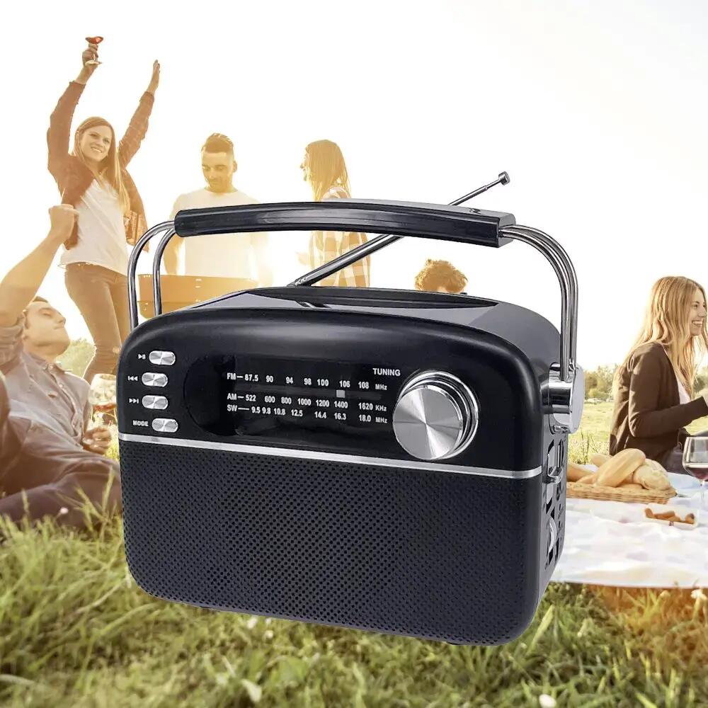 Radio kempingowe przenośne FM/AW/SW z panelem solarnym i baterią 3/7