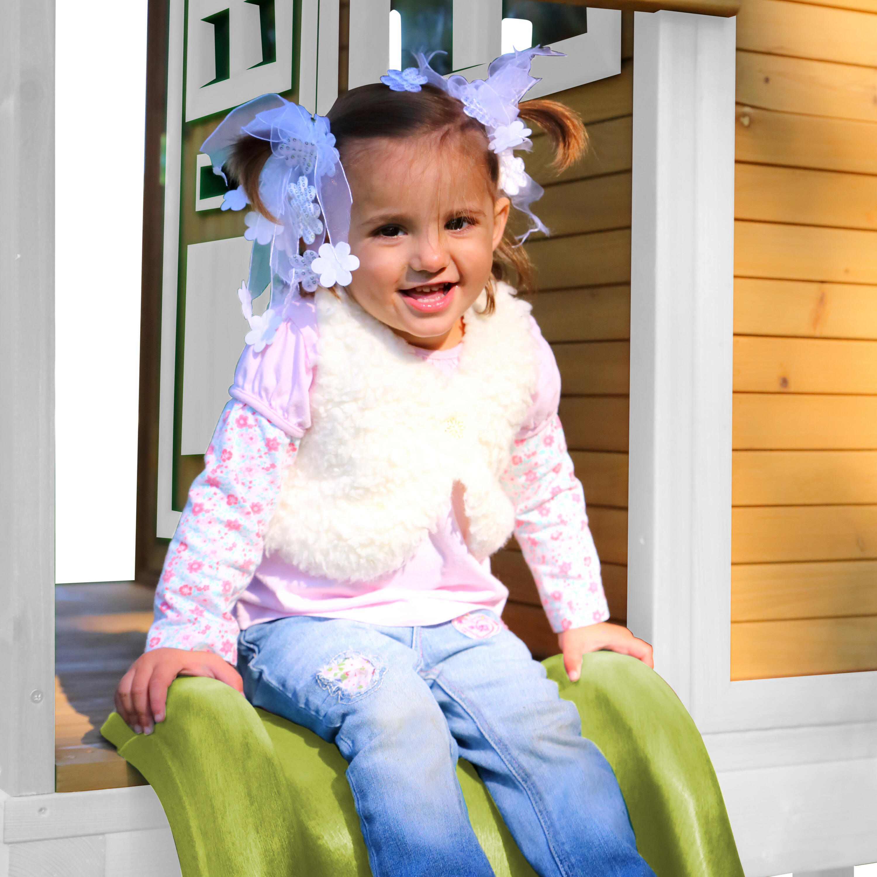 Maisonnette de jardin Laura Marron/Blanche – Toboggan Vert Citron 6/7