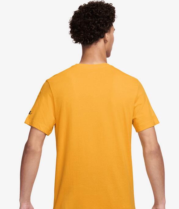 T-shirt uomo nike sportswear - giallo 2/3