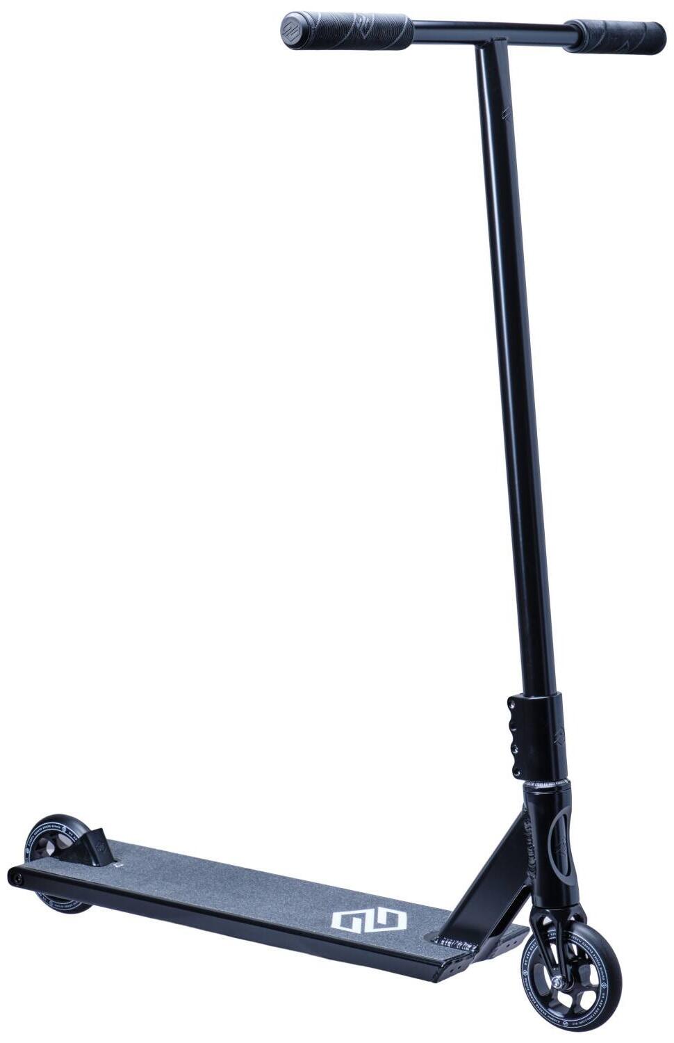 STRIKER Patinete STRIKER Gravis S Preto