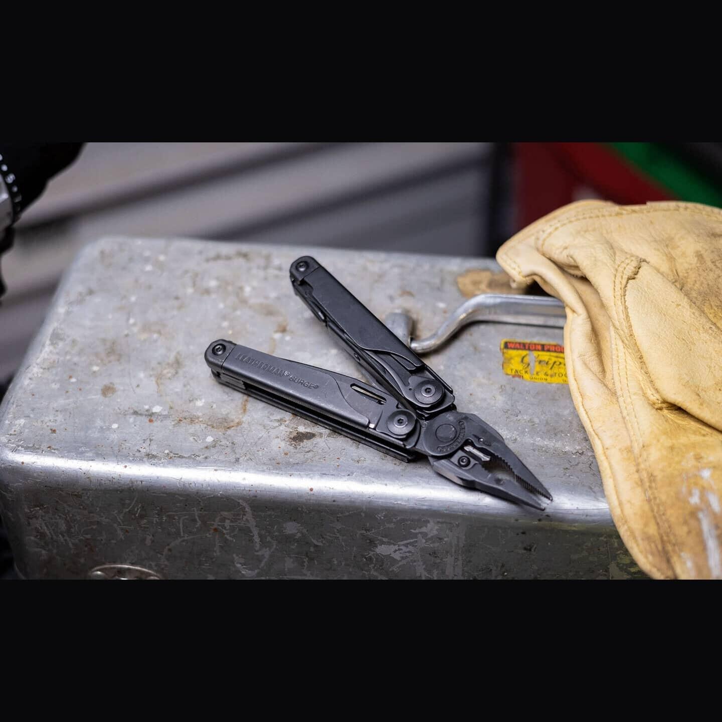 Pince Multifonctions Randonnée Camping 21 Outils en 1 Surge Noir LEATHERMAN 7/7