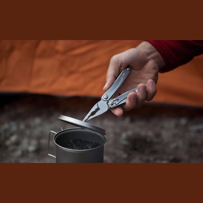Pince Multifonctions Randonnée Camping Voile 14 Outils en 1 SIDEKICK LEATHERMAN