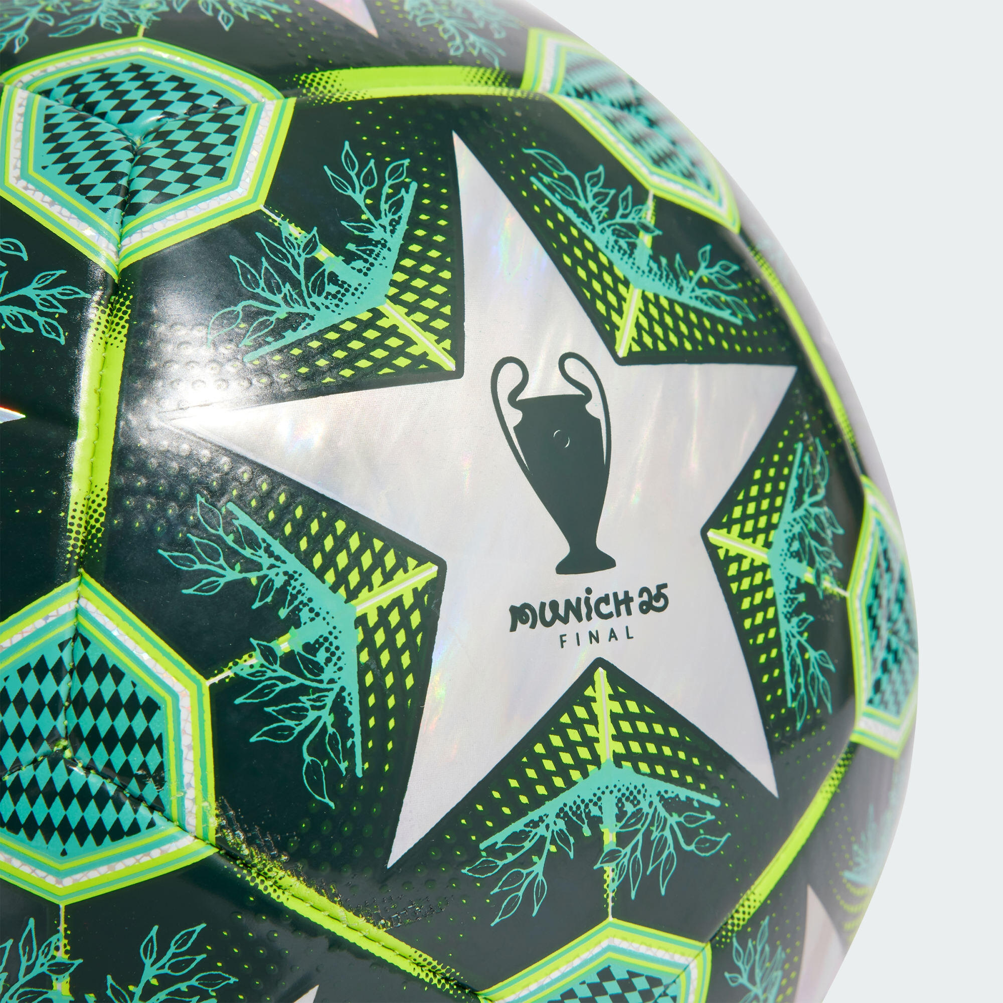 Ballon UCL Training 24/25 Knockout Stages Foil 5/6