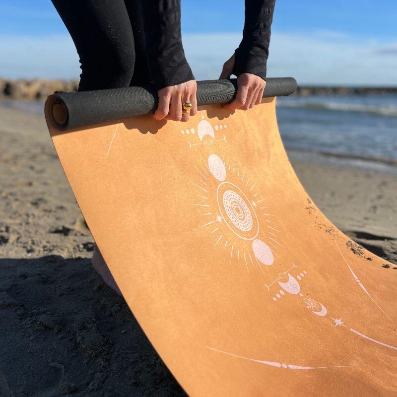 Tapis de yoga Voyage Totem Jaune Or 5/5
