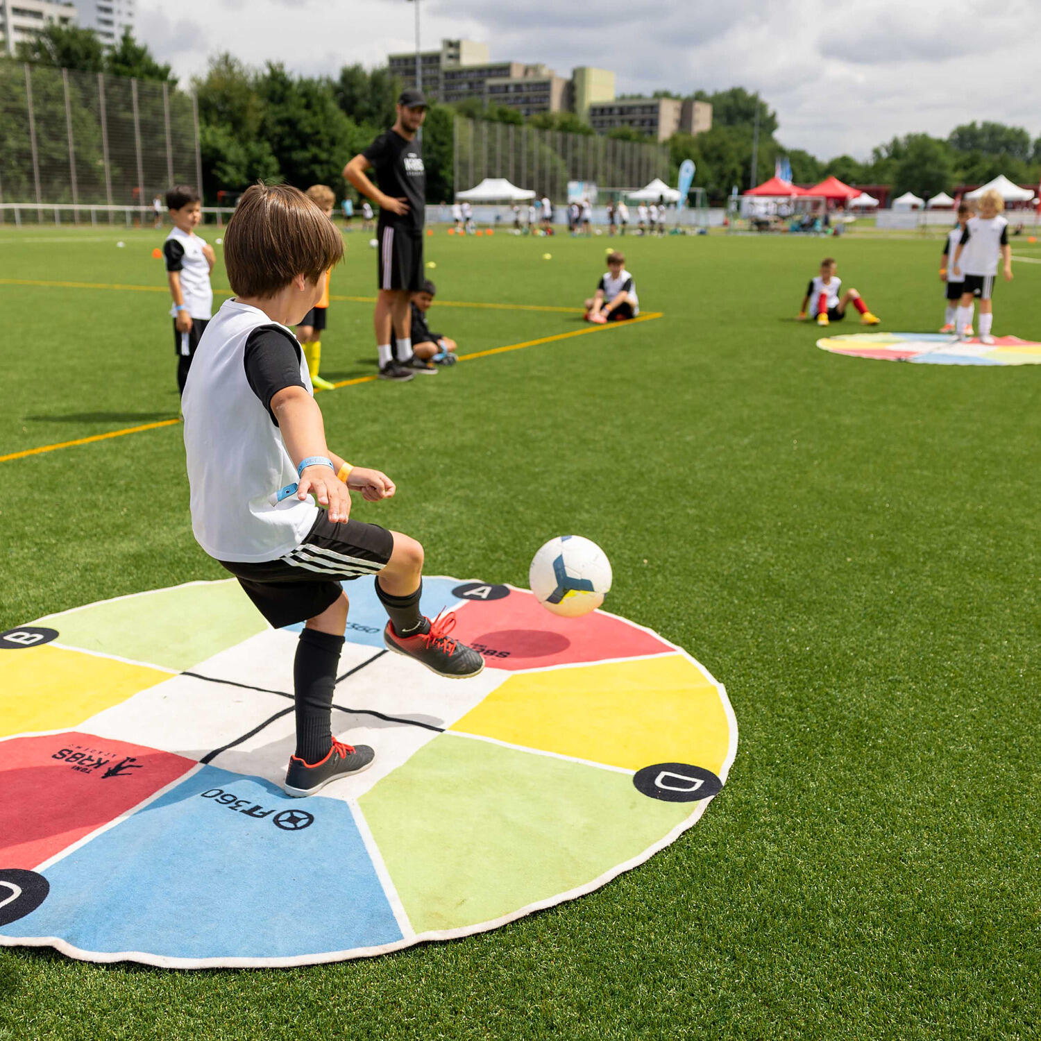 Cercle d'Entraînement de Football FT360 4/6