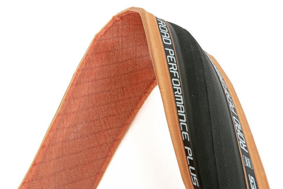 Pneu MSC Road Performance Plus Road Shield Lateral bege 3/6