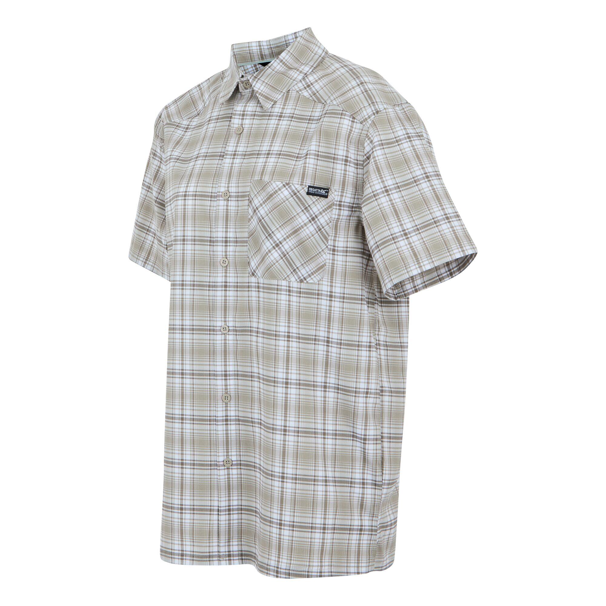 Camicia A Quadri Maniche Corte Uomo Regatta Begarno Bianco Sabbia Dorata Verde 3/5