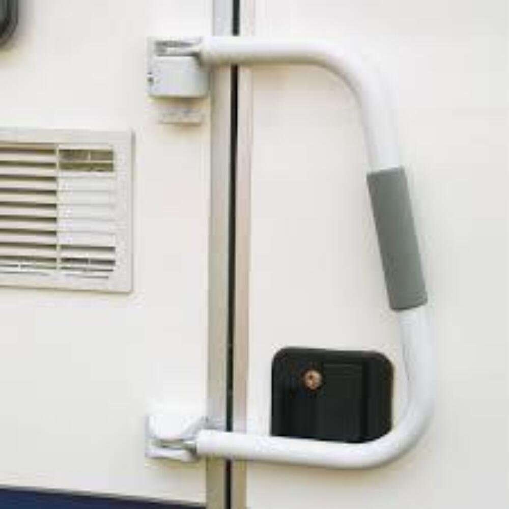 Fiamma Security 31 Door Handle with Lock, White – Caravan/Motorhome Security Han 3/5