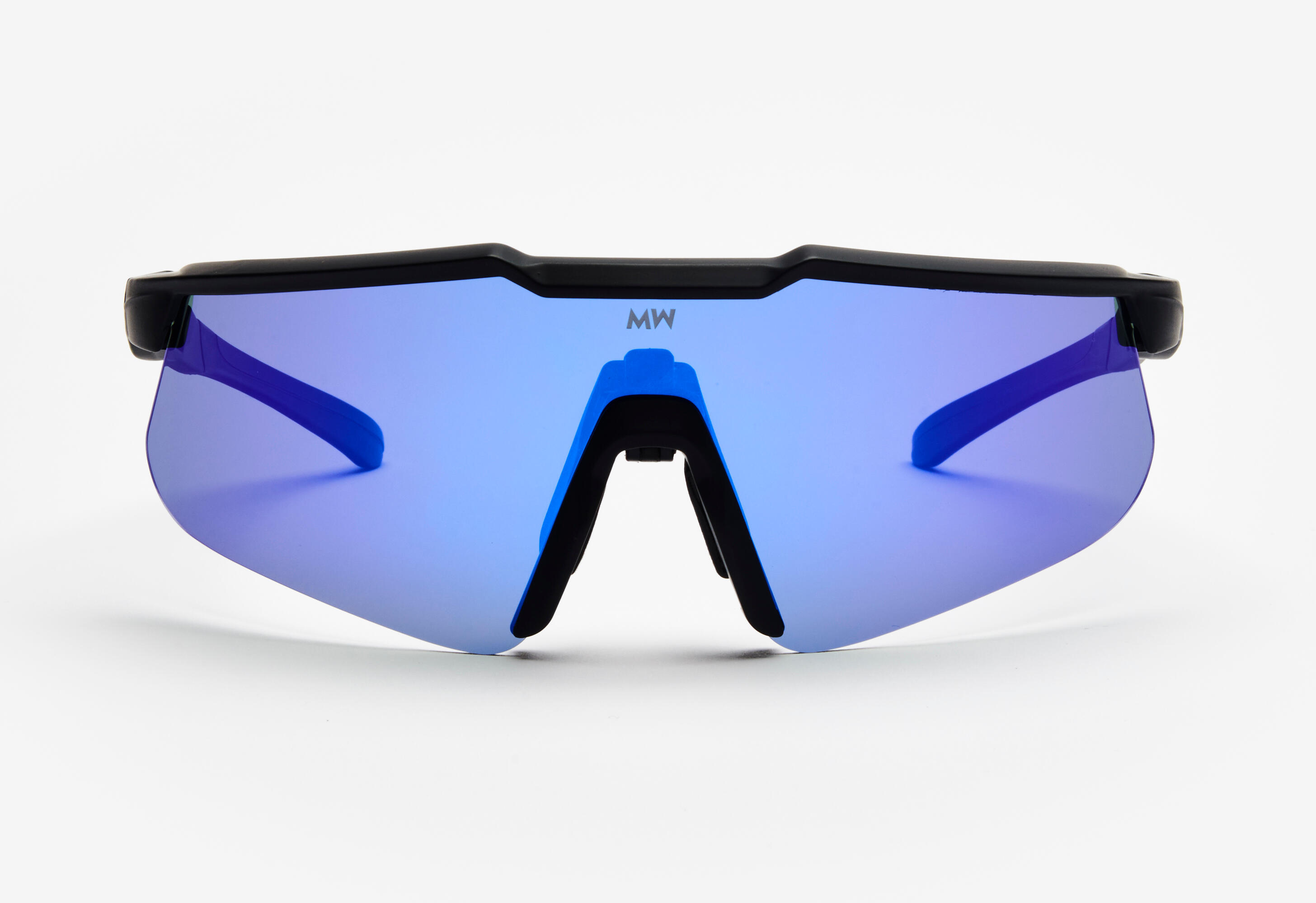 MESSY WEEKEND picture