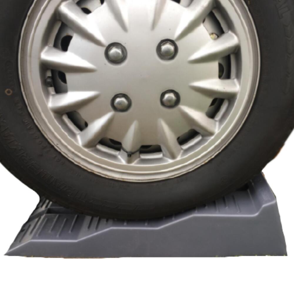 Fiamma Level Up Grey Levelling Ramps - 5 Ton Capacity for Caravans and Motorhome 2/5