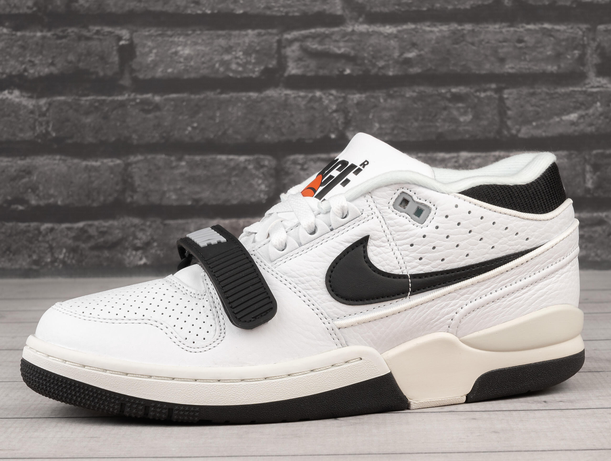 Buty męskie sportowe Nike AIR FORCE 4/7
