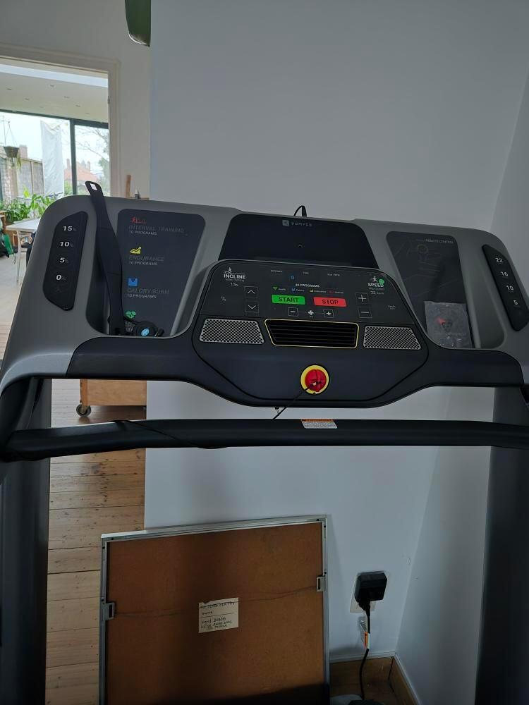 Entre Particuliers - DOMYOS  Tapis de course INTENSE RUN Connecté 2/2