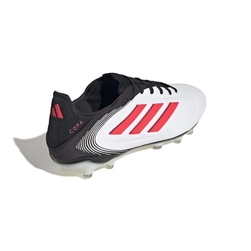 Crampons Adidas Copa Pure III Pro FG Blanc et noir