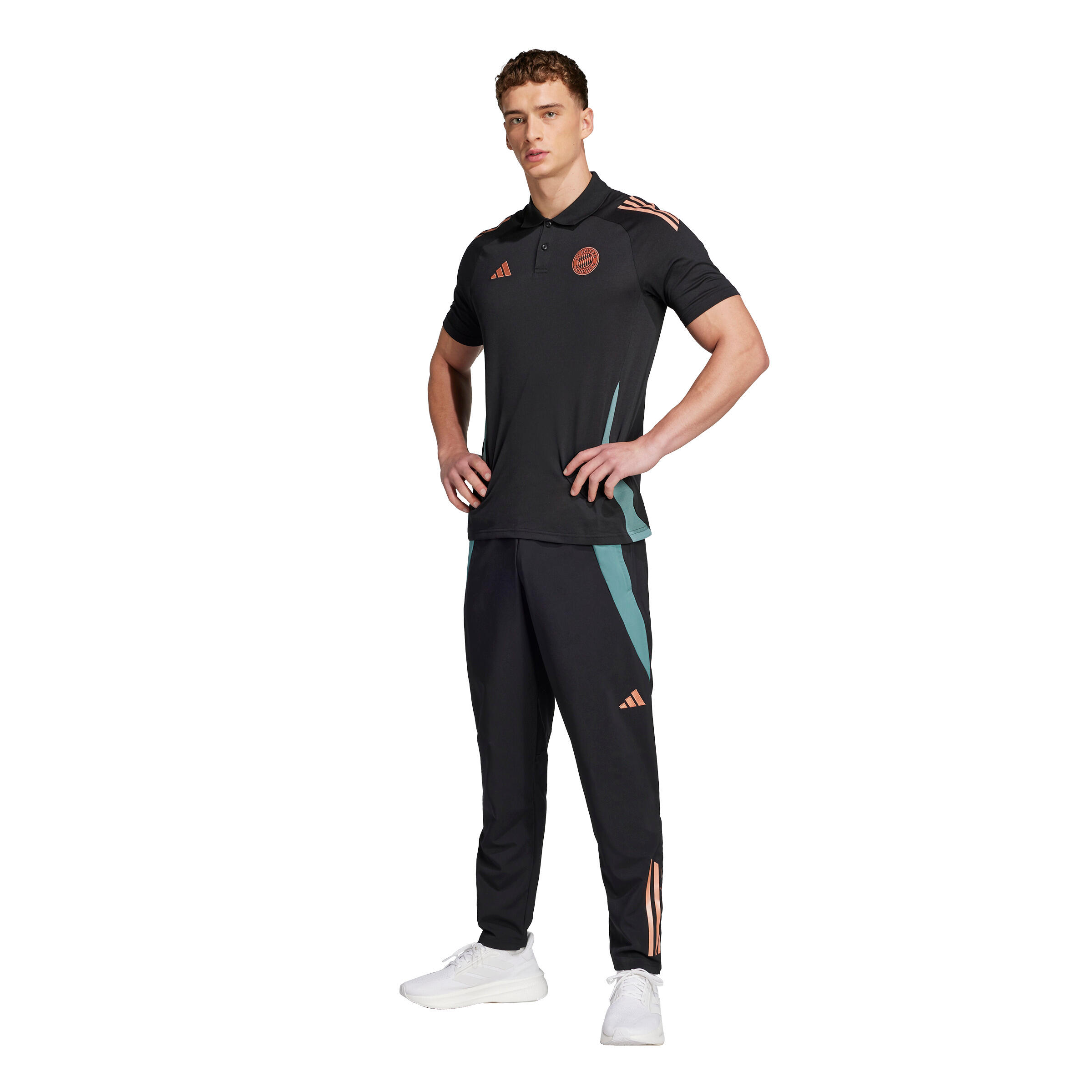 Pantaloni di presentazione Bayern Munich Tiro 2024/25 4/7