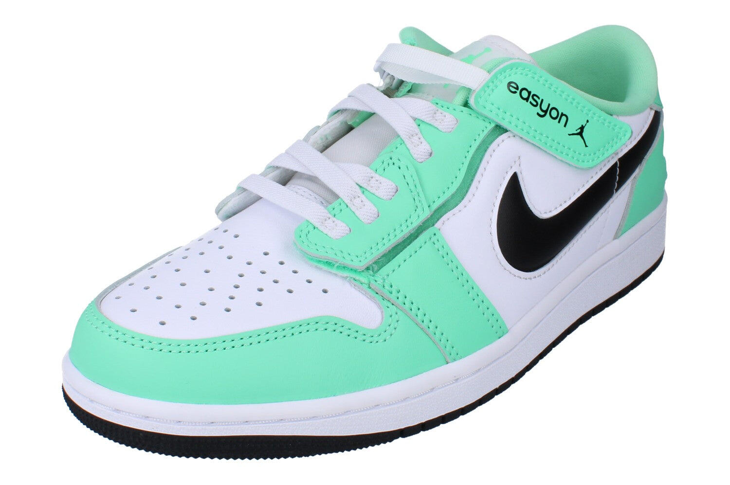 Air Jordan 1 Low Flyease Mens Trainers 1/5