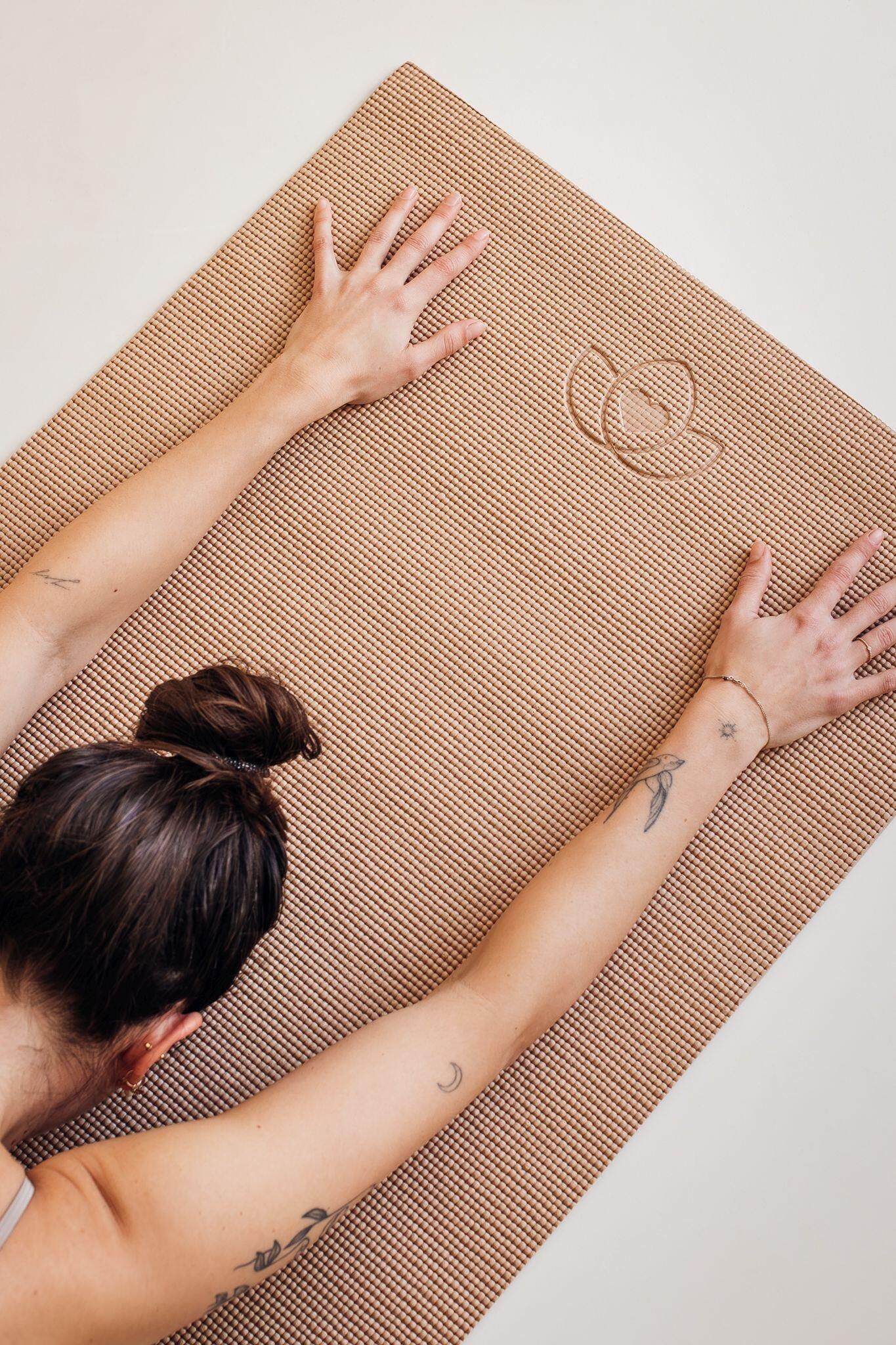 Lotus Yogamat sticky extra dik desert 3/5