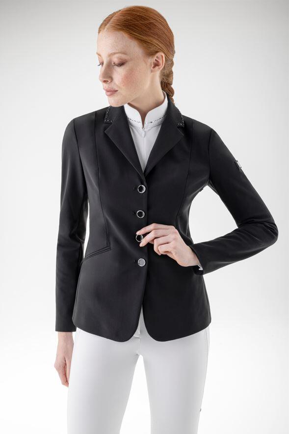 EQUILINE picture