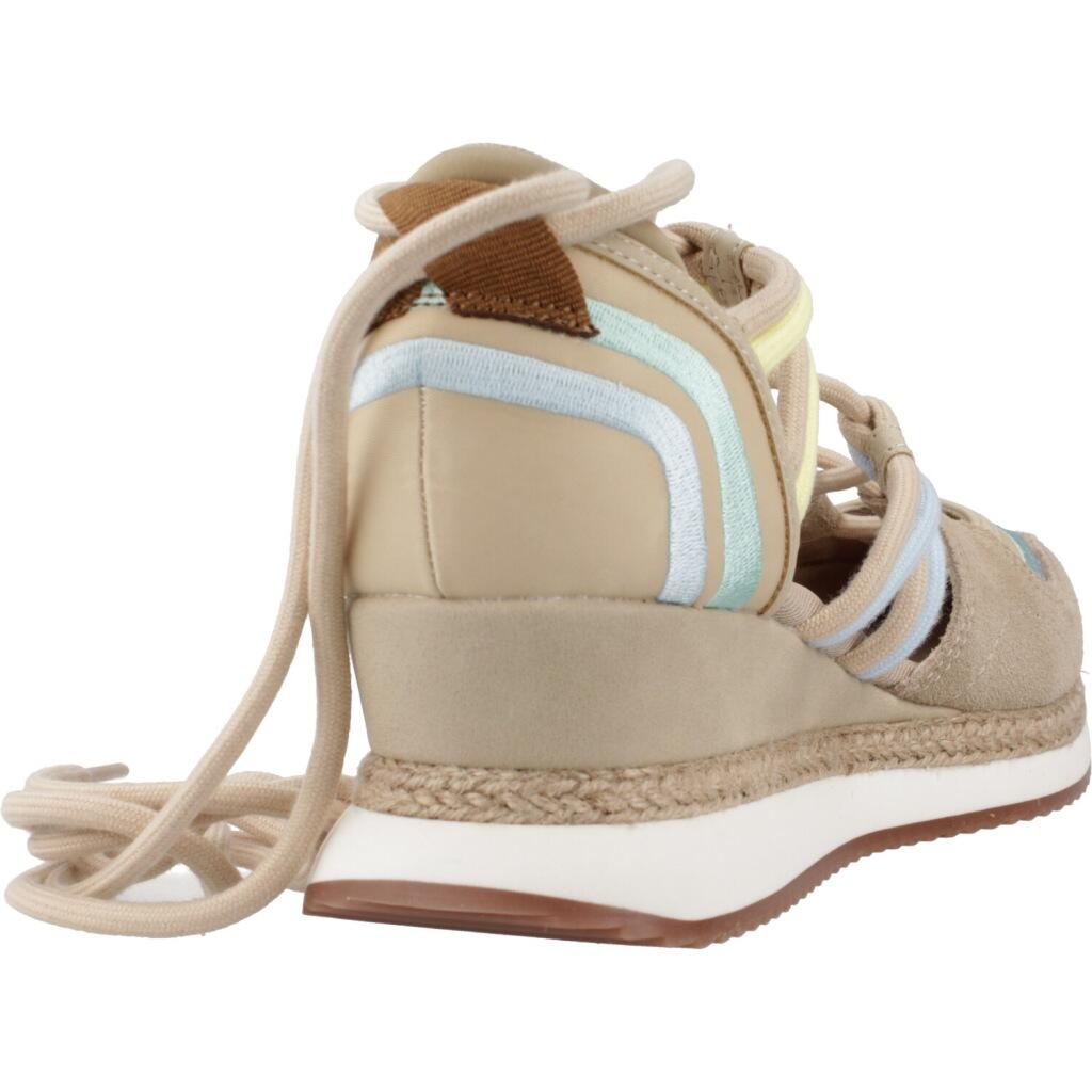 Baskets Gioseppo Modèle Bridport Couleur Beige 3/5