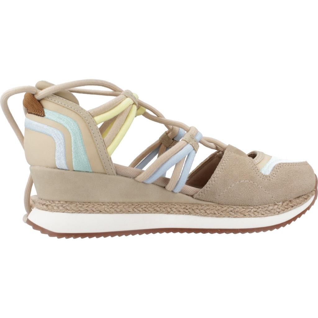 Baskets Gioseppo Modèle Bridport Couleur Beige 4/5