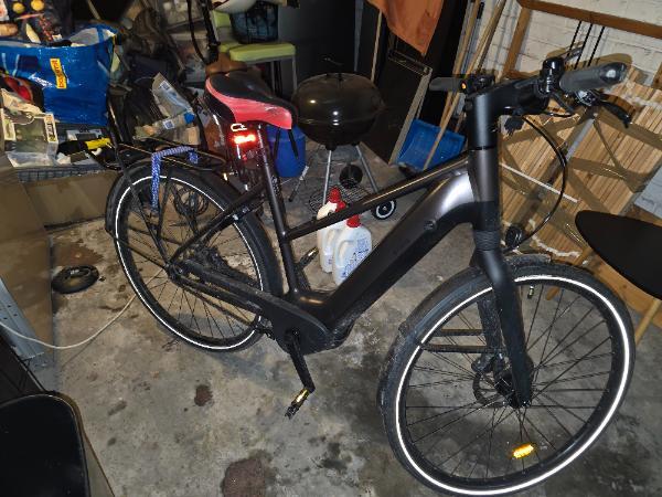 Tussen Particulieren - owuru elektrische stadsfiets met laag frame en zelfaandri 2/5