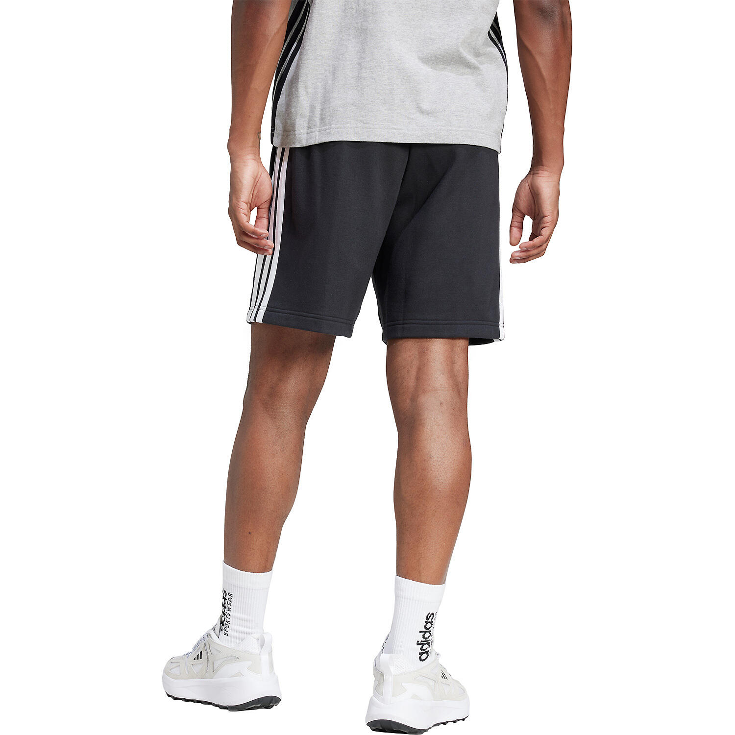 Pantaloncini Adidas modello JE6414 per uomini 3/4