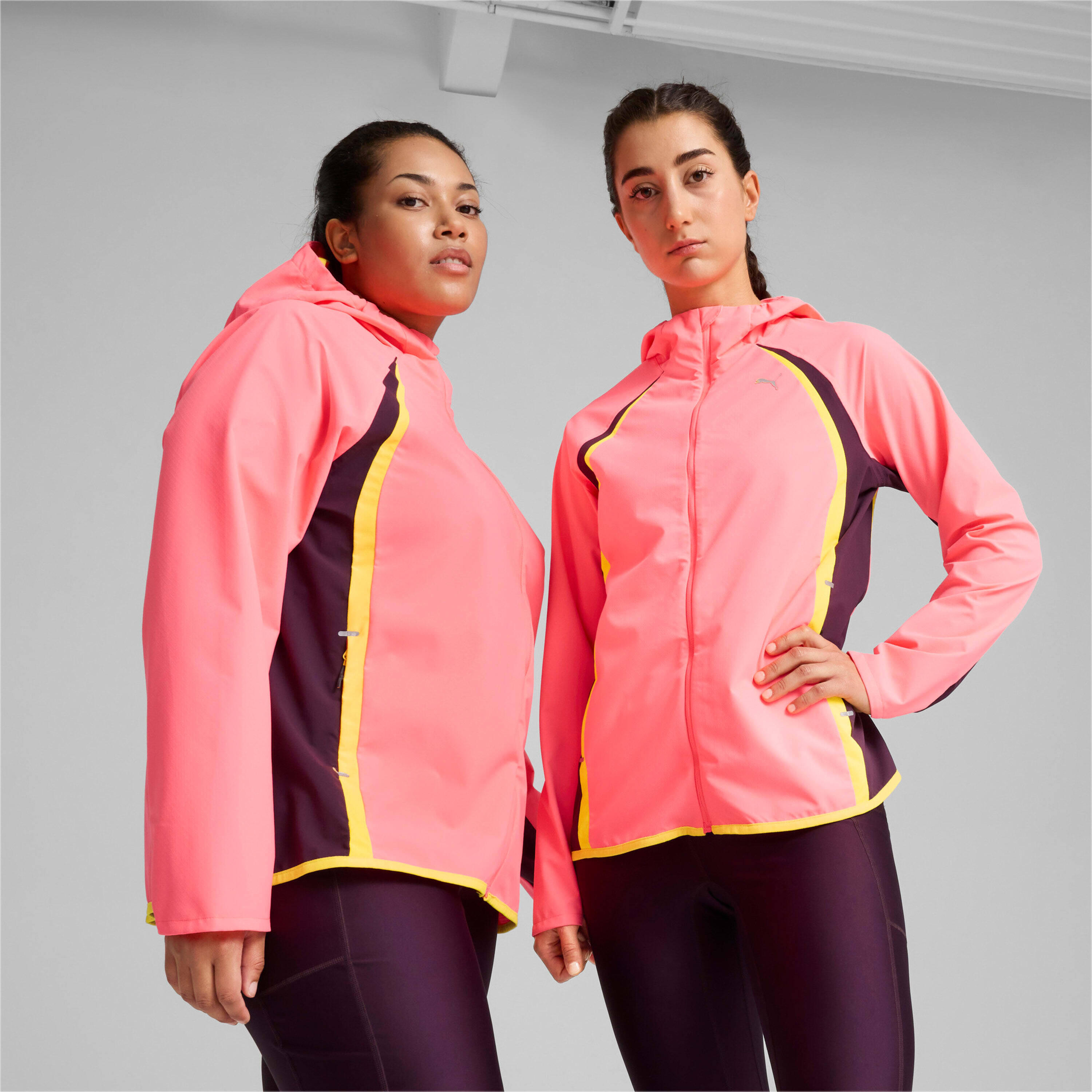 Casaco de corrida feminino PUMA Run Ultraweave Raincell 2/7