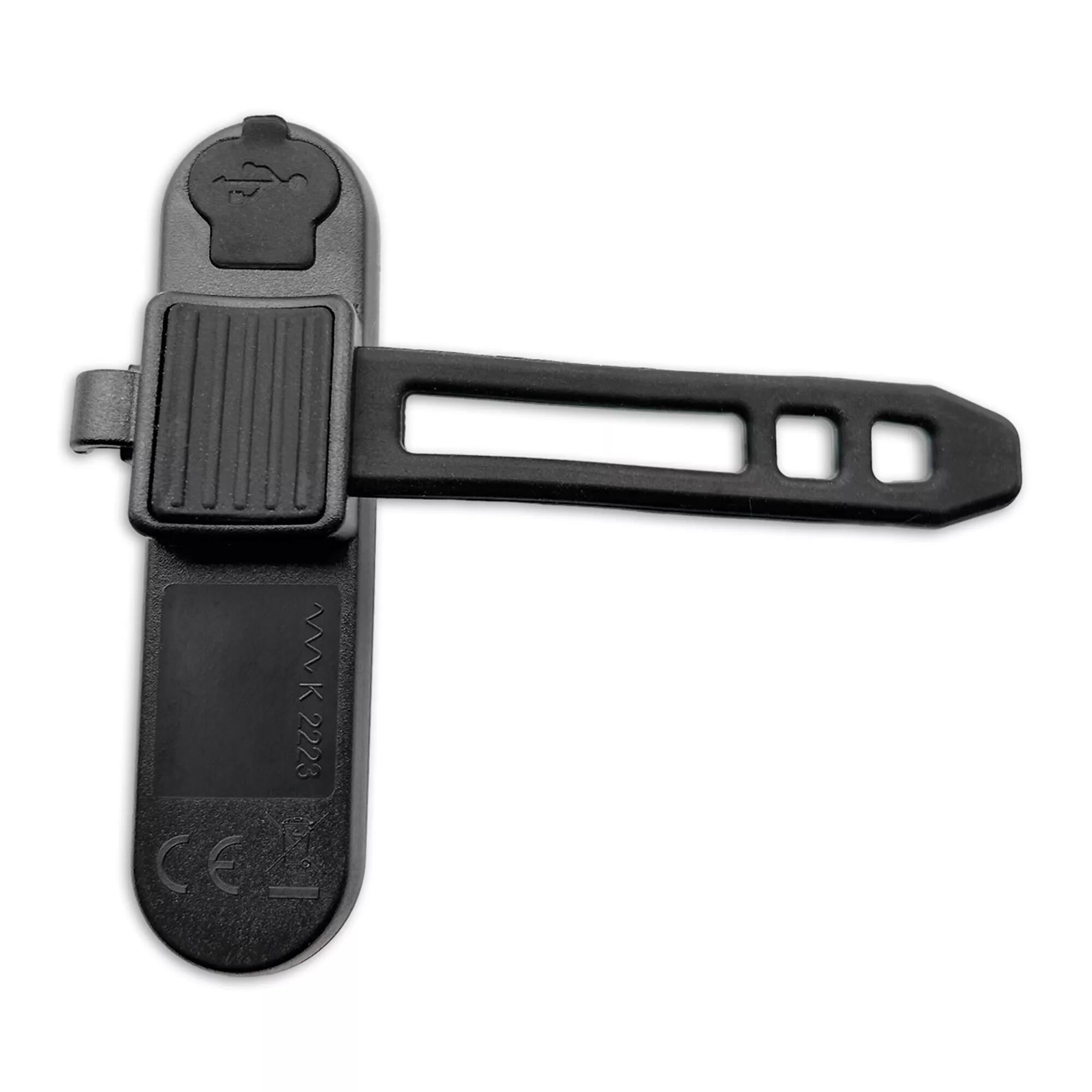 Luz trasera de bicicleta LED recargable por USB con sensor 4/5