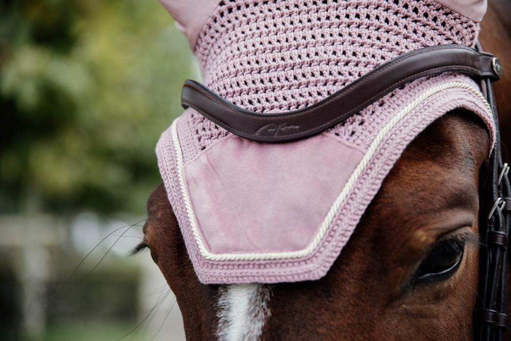 Oornetje Wellington velvet oude roos pony 4/4