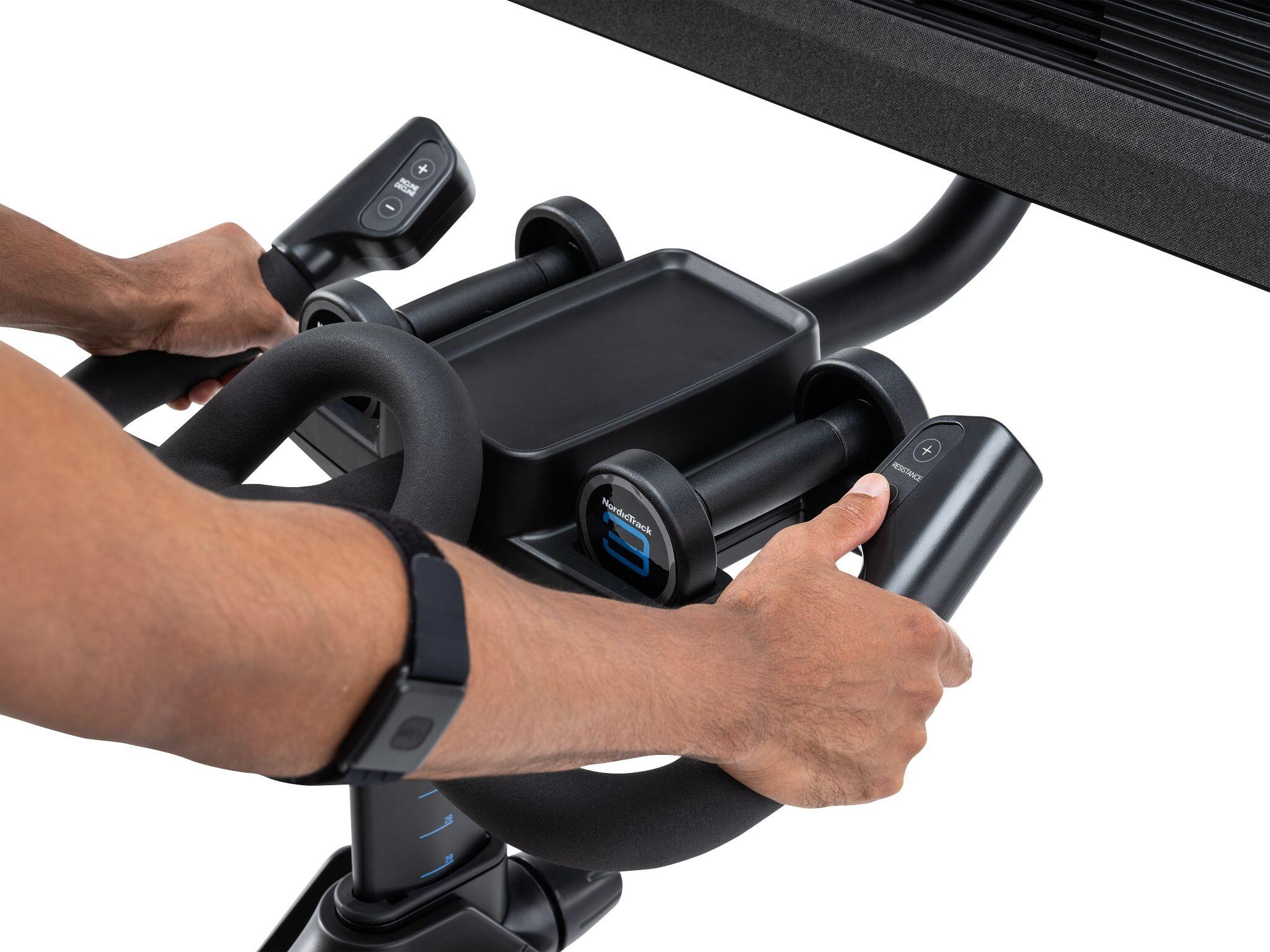X24 Indoor Cycle - realistisch, Neigung von -10% bis 20% 4/4
