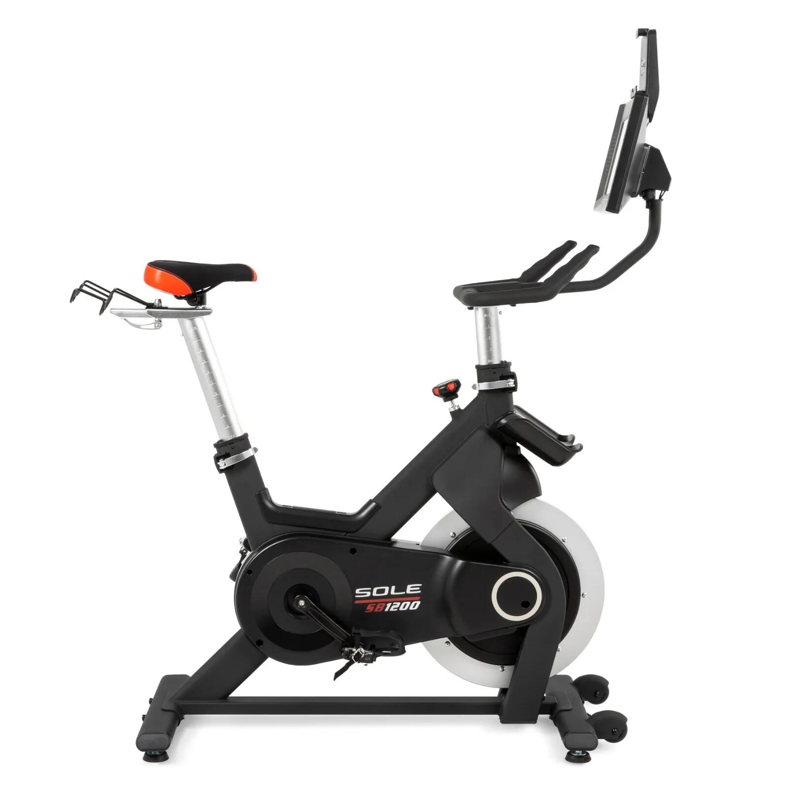 Vélo de indoor Sole Fitness SB1200 avec console de divertissement de 10,1 pouc 3/7
