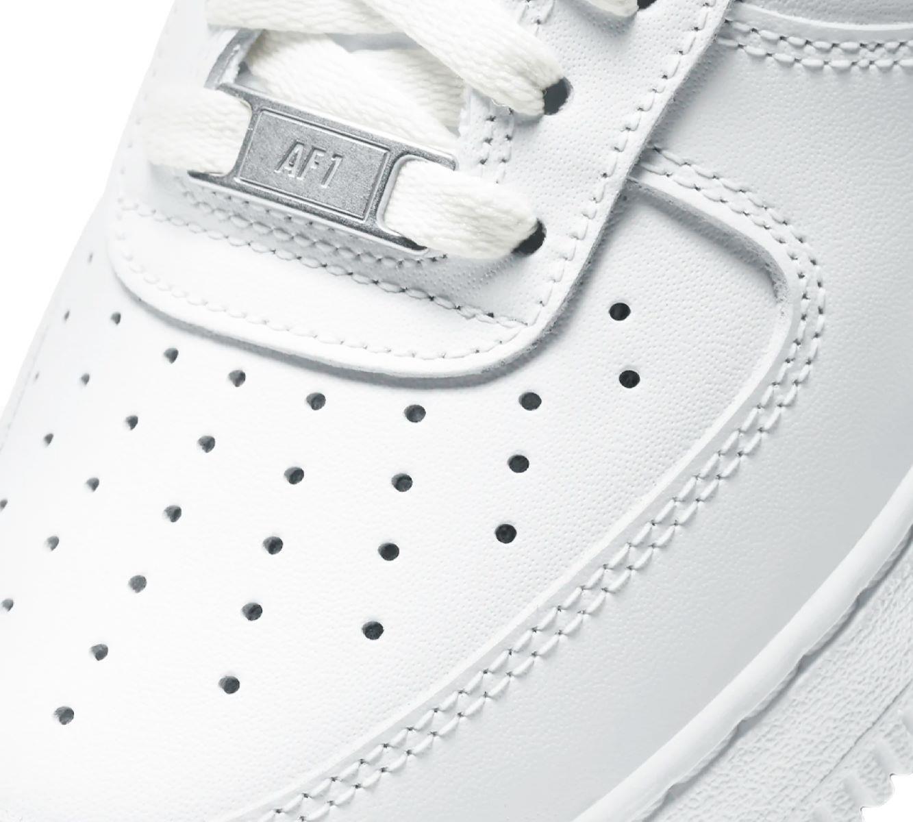 Air Force 1 Low '07 Triple White 6/7