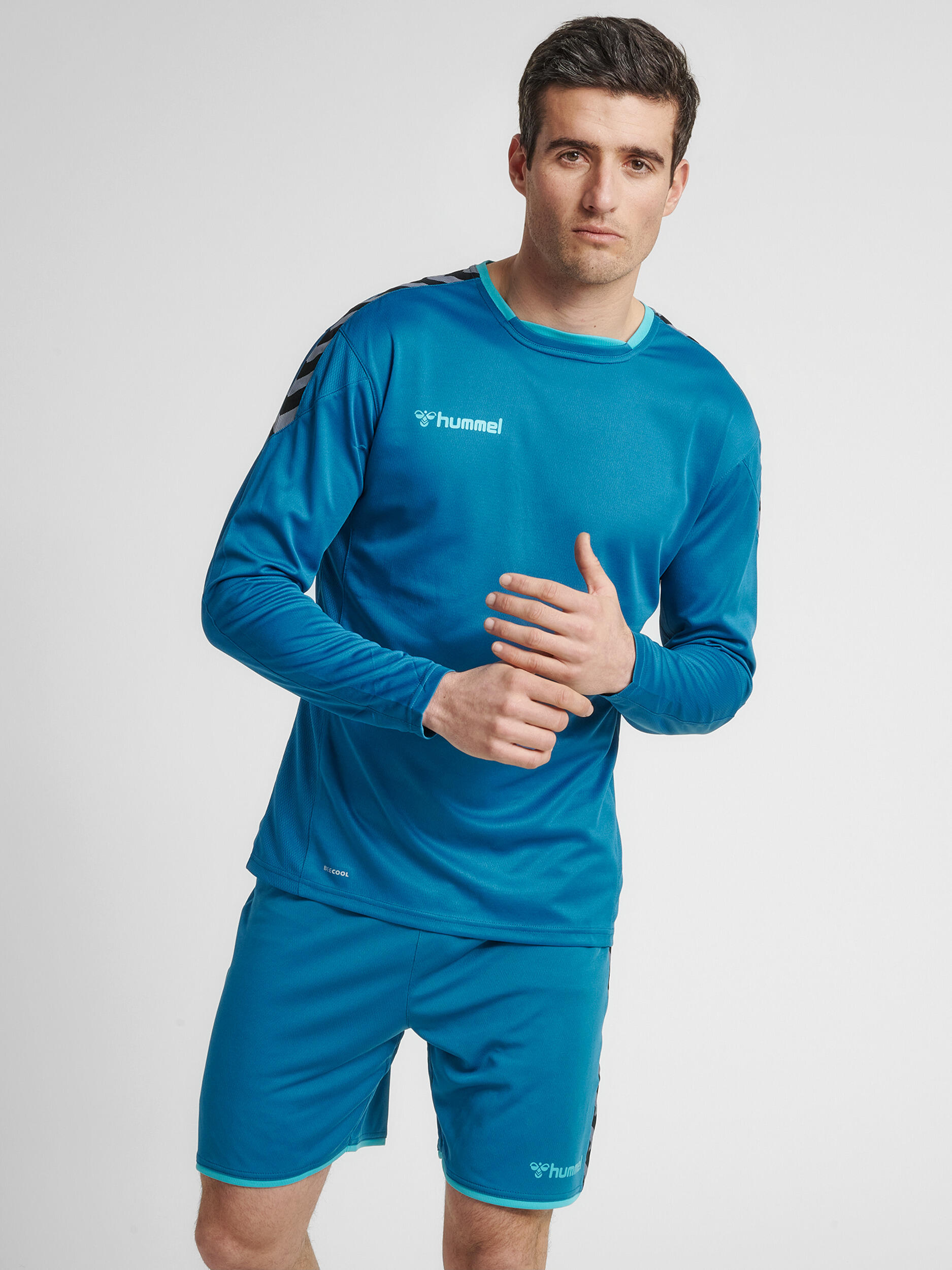 HUMMEL picture