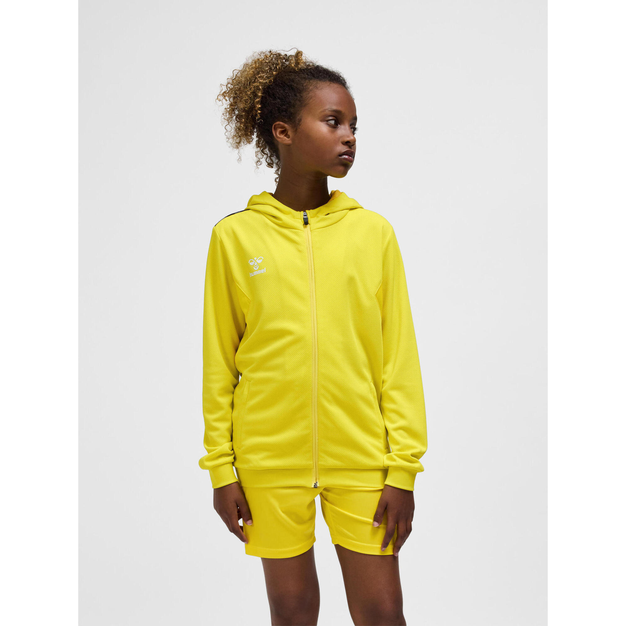 Dziecięca poliestrowa kurtka dresowa z kapturem i zamkiem błyskawicznym Hummel A