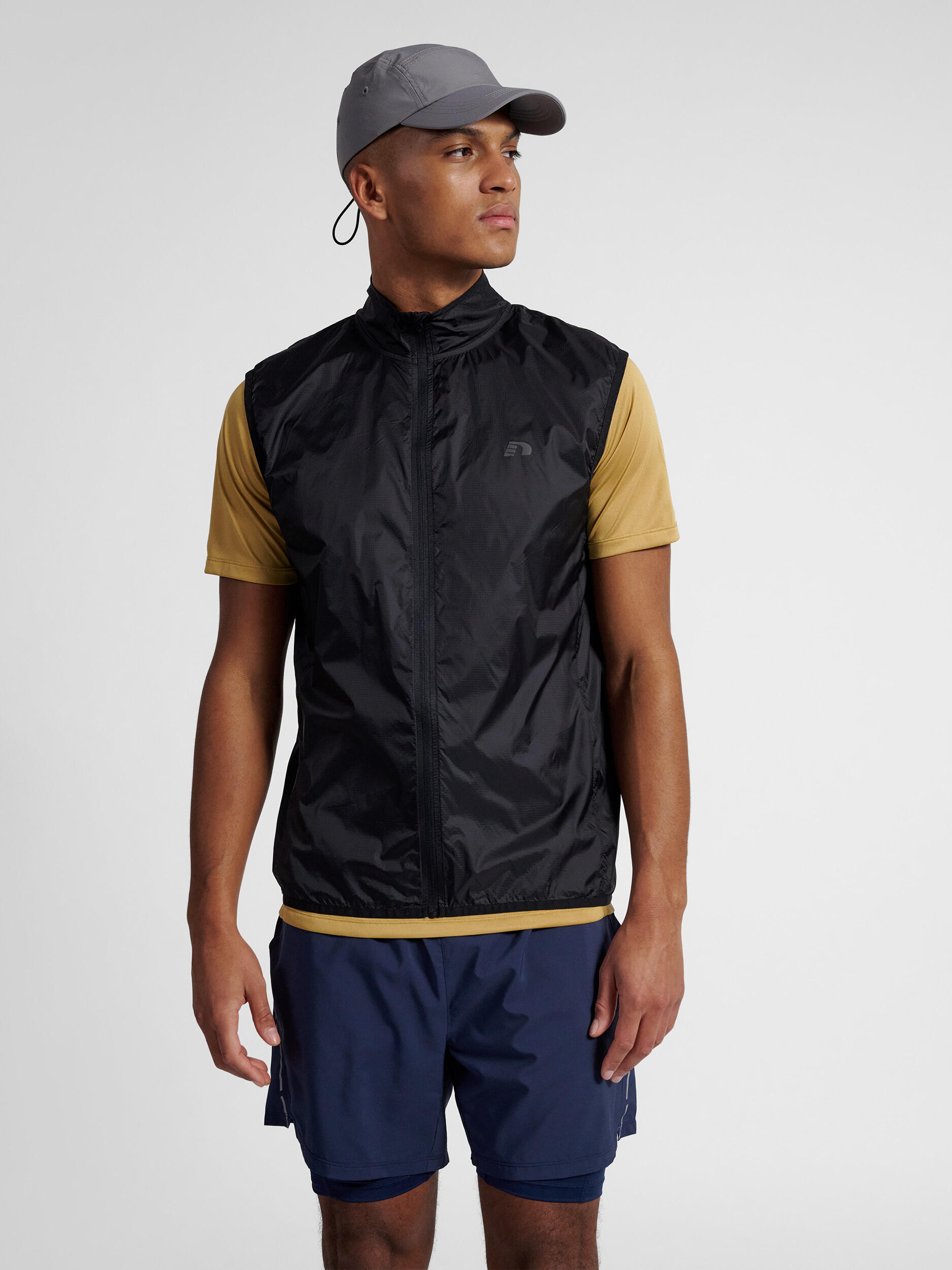 NEWLINE Packable sleeveless waterproof jacket Newline
