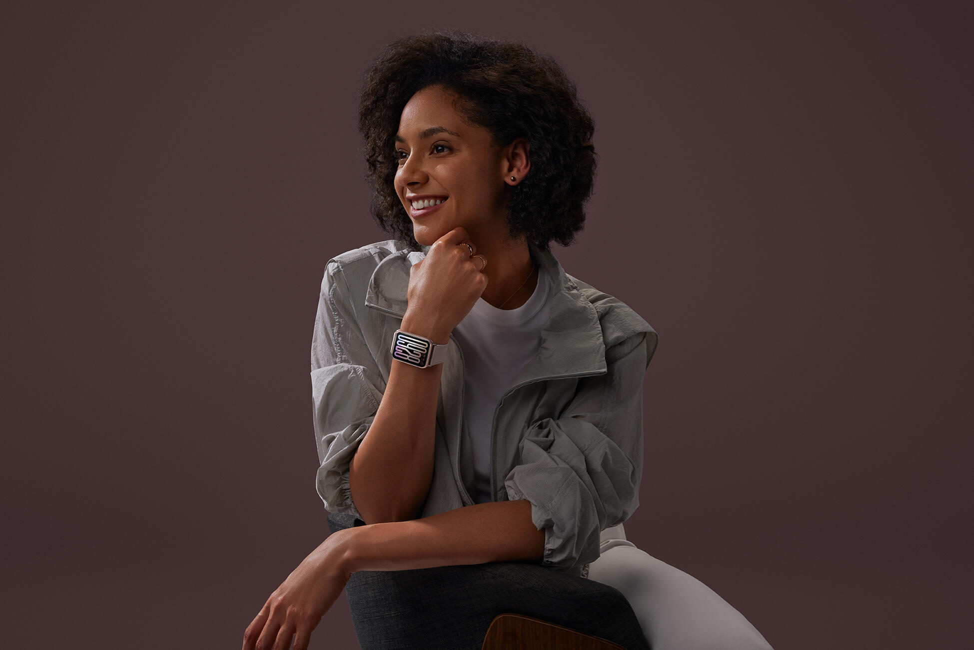 Smart Band 9 Pro – AMOLED Display, GPS, 5ATM Water-Resistant 4/7