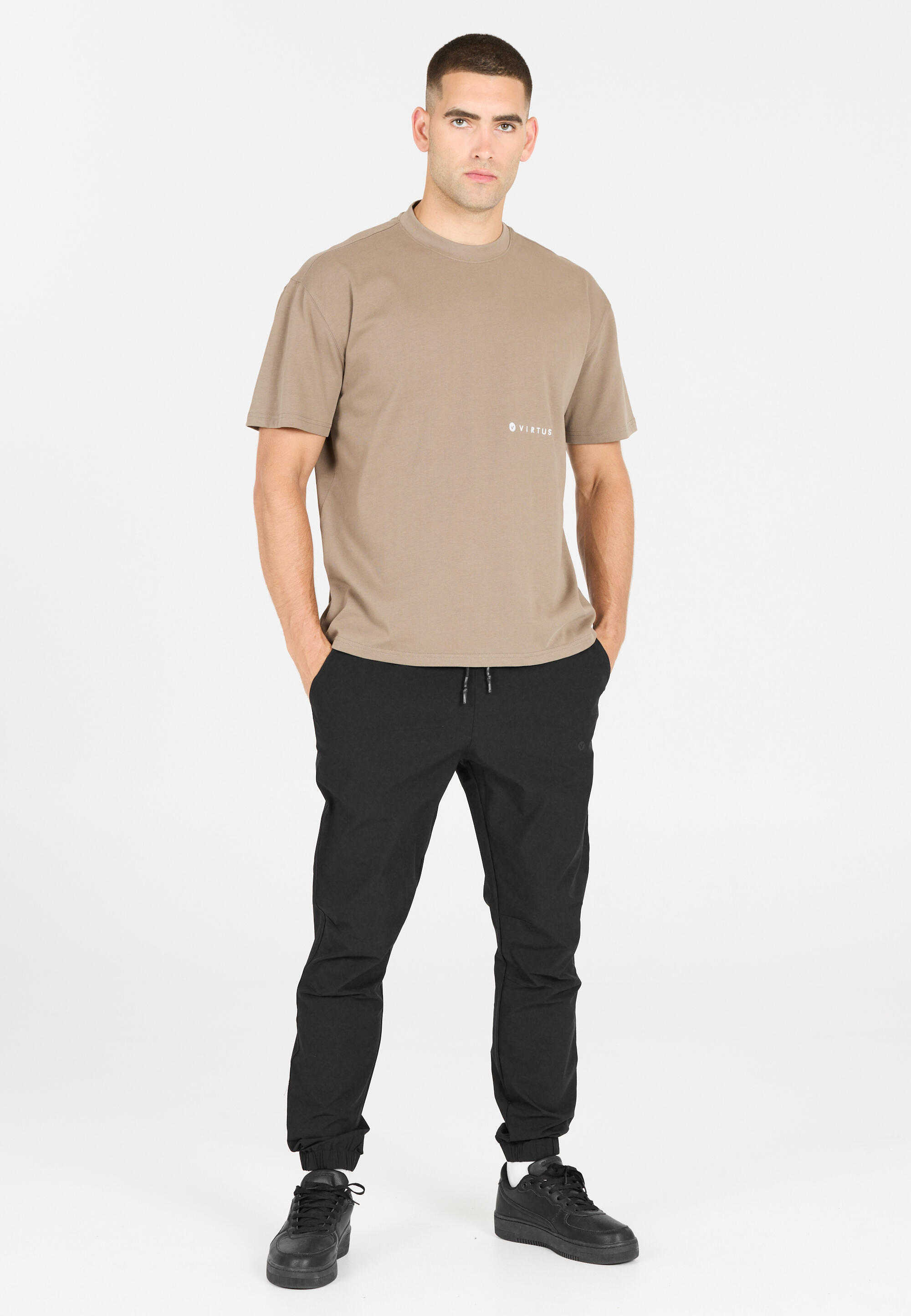 Pantalón con cordón Virtus Jayson 4/5
